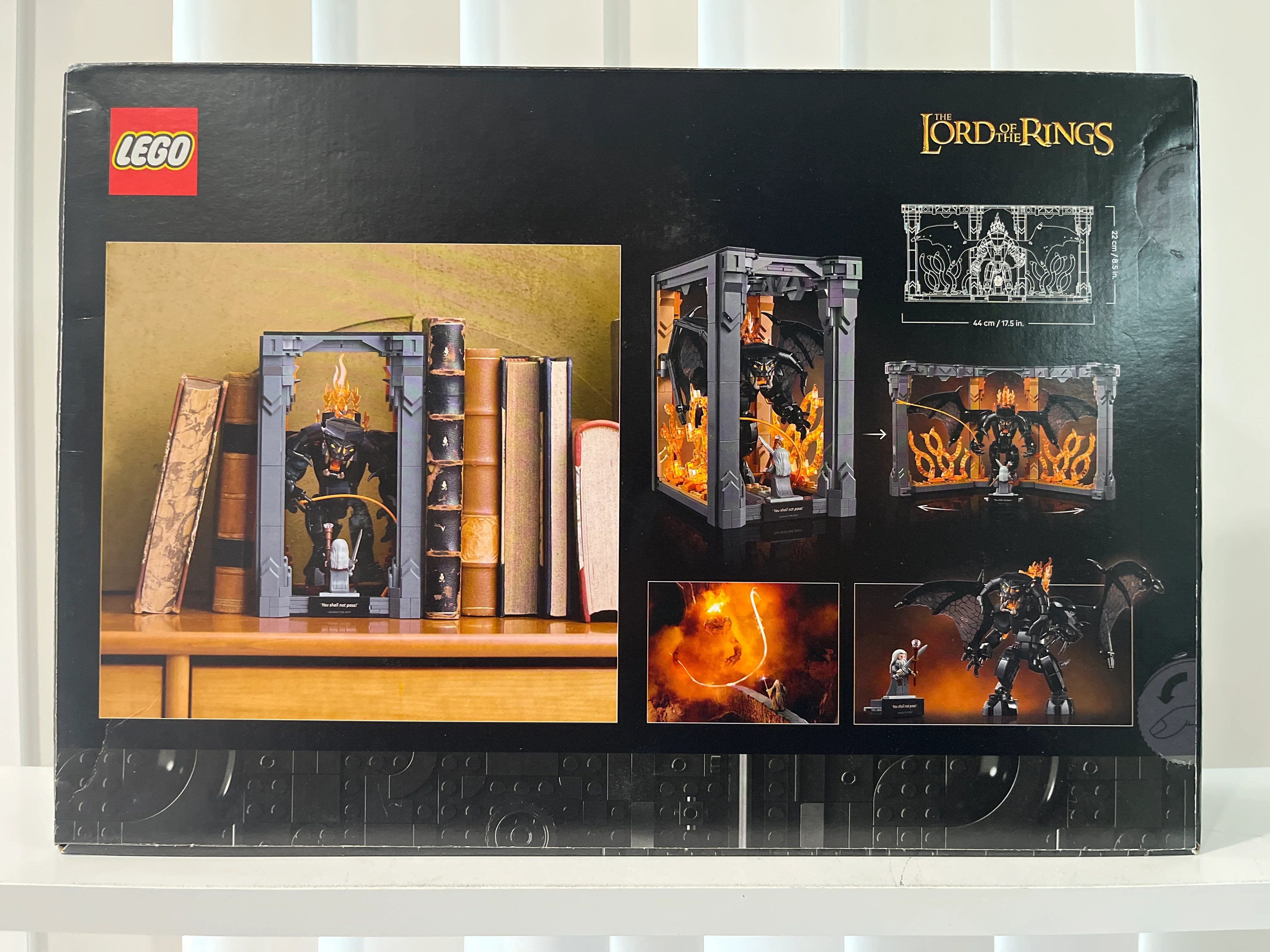 10367 The Lord of the Rings: Balrog™ Book Nook - Image 2