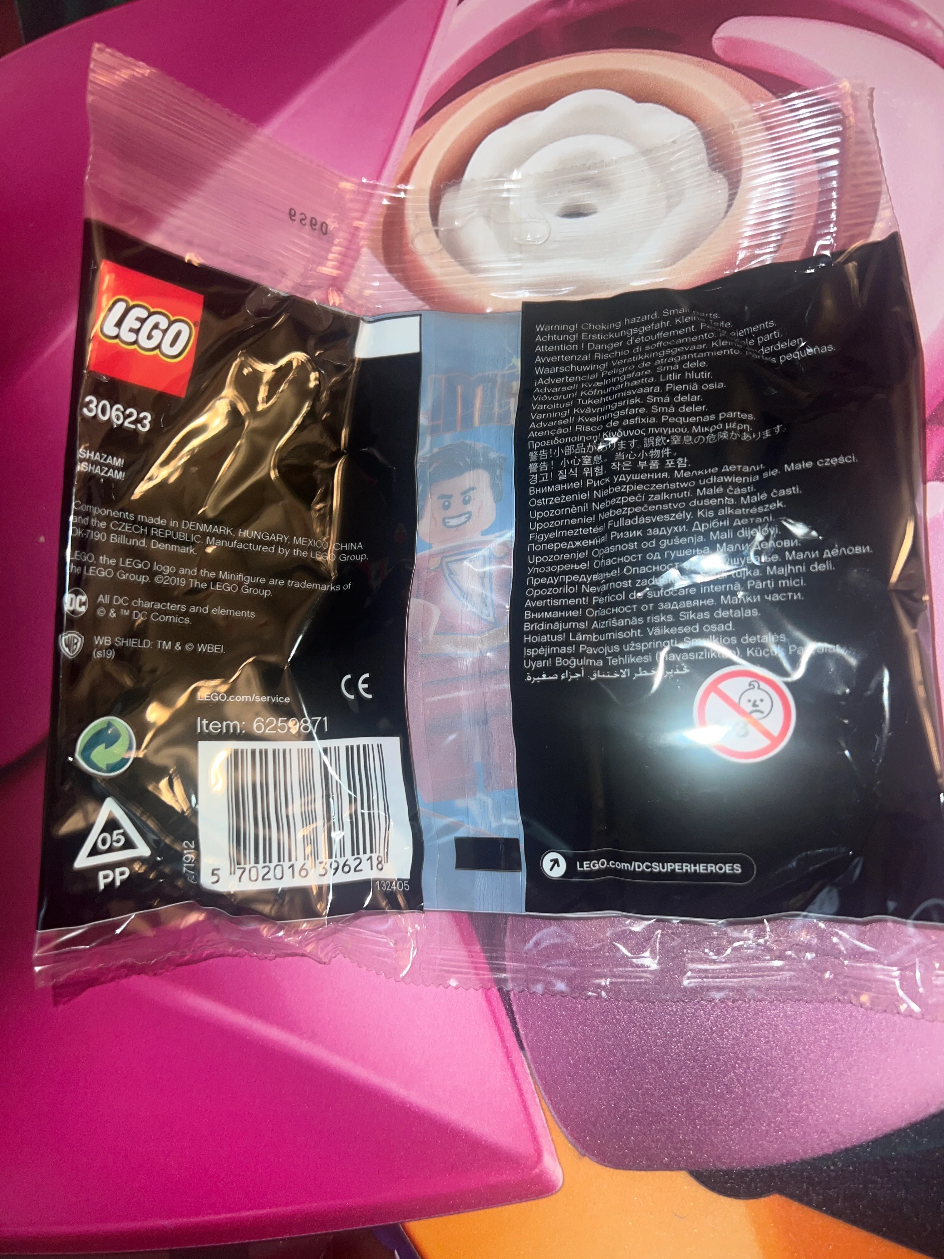 30623 SHAZAM! polybag - Image 2