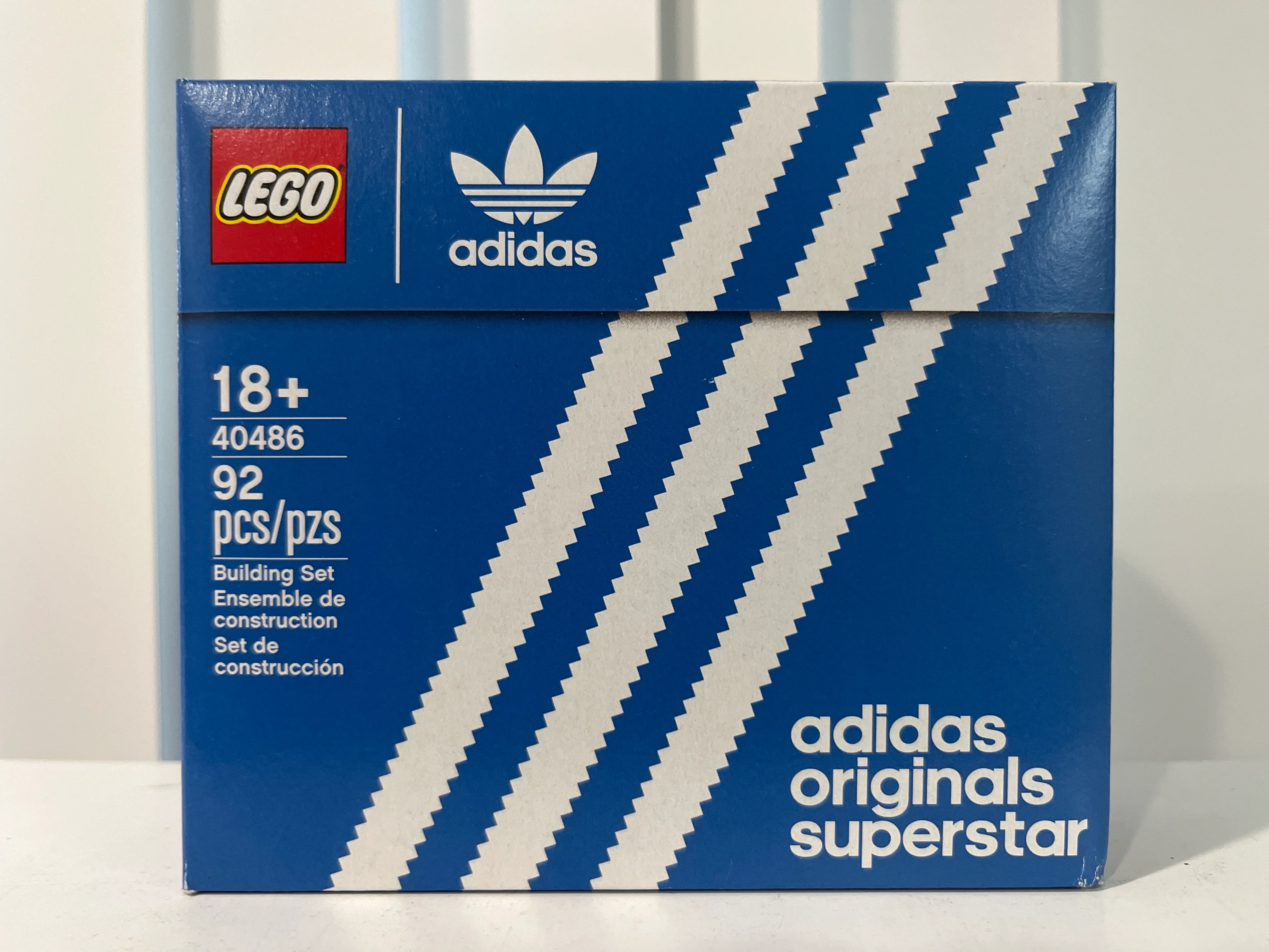 40486 Mini Adidas Originals Superstar - Image 2