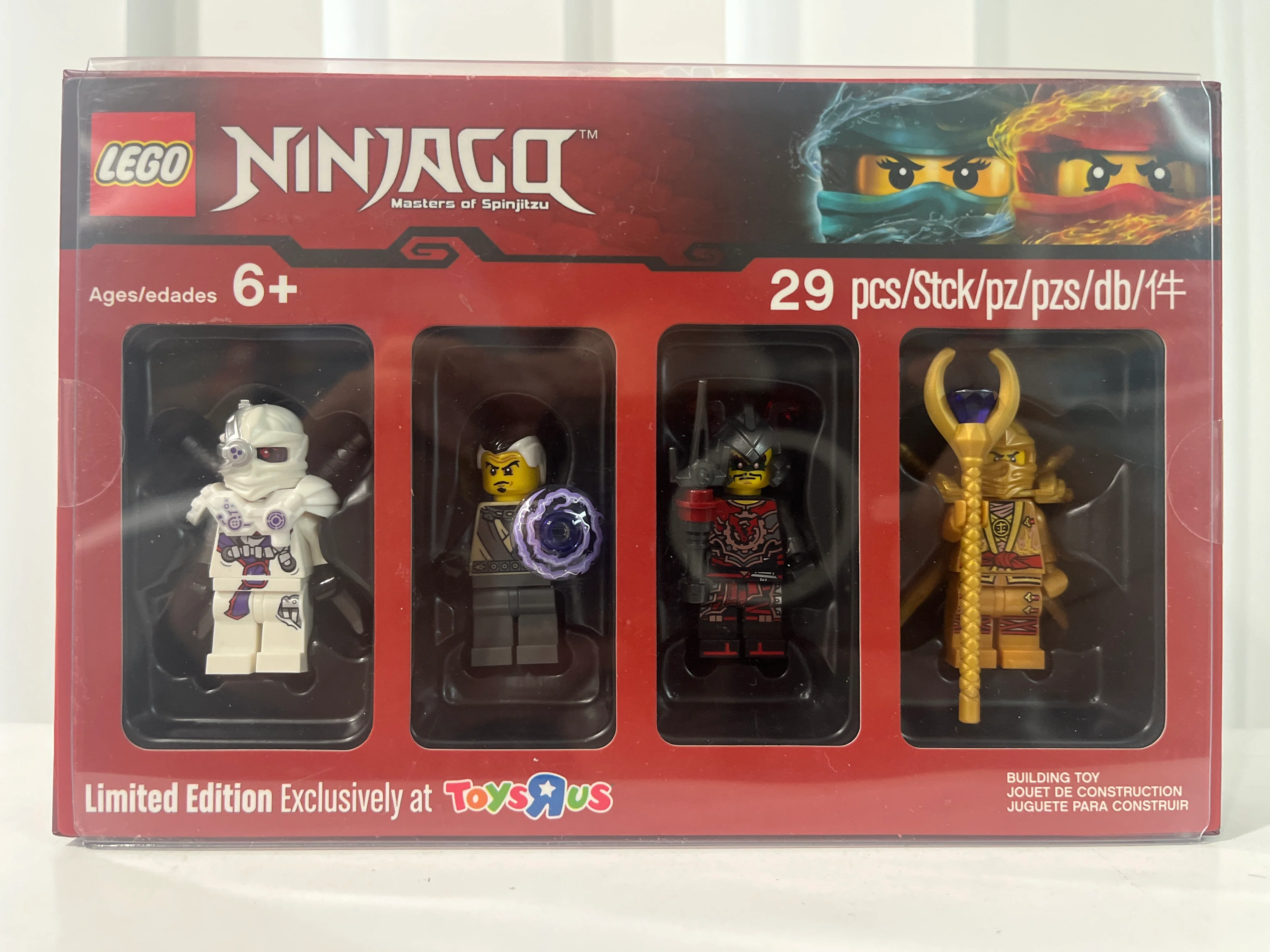 5004938 Bricktober Minifigure Collection 1/4 - Ninjago (2017 Toys "R" Us Exclusive)