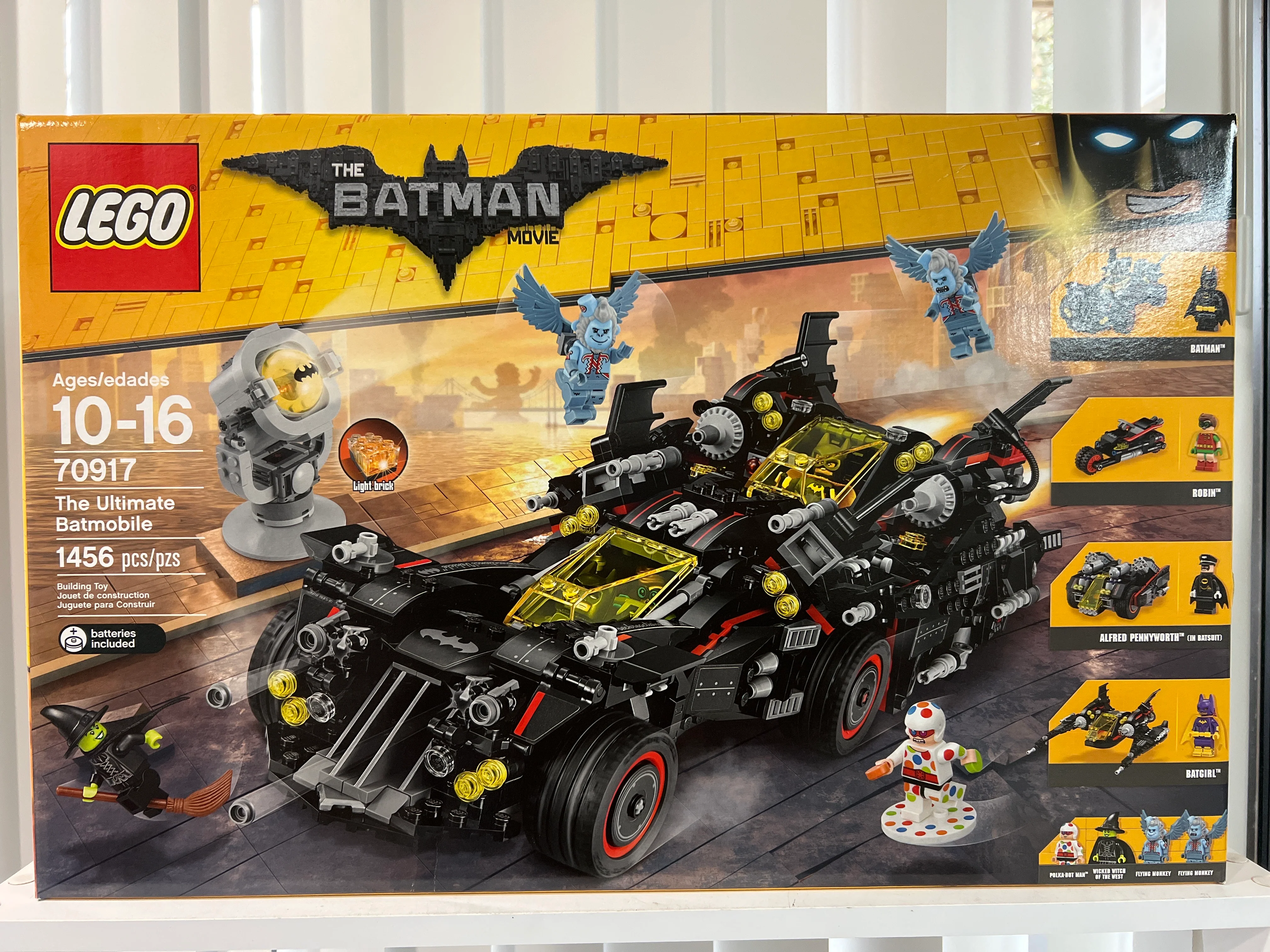70917 The Ultimate Batmobile