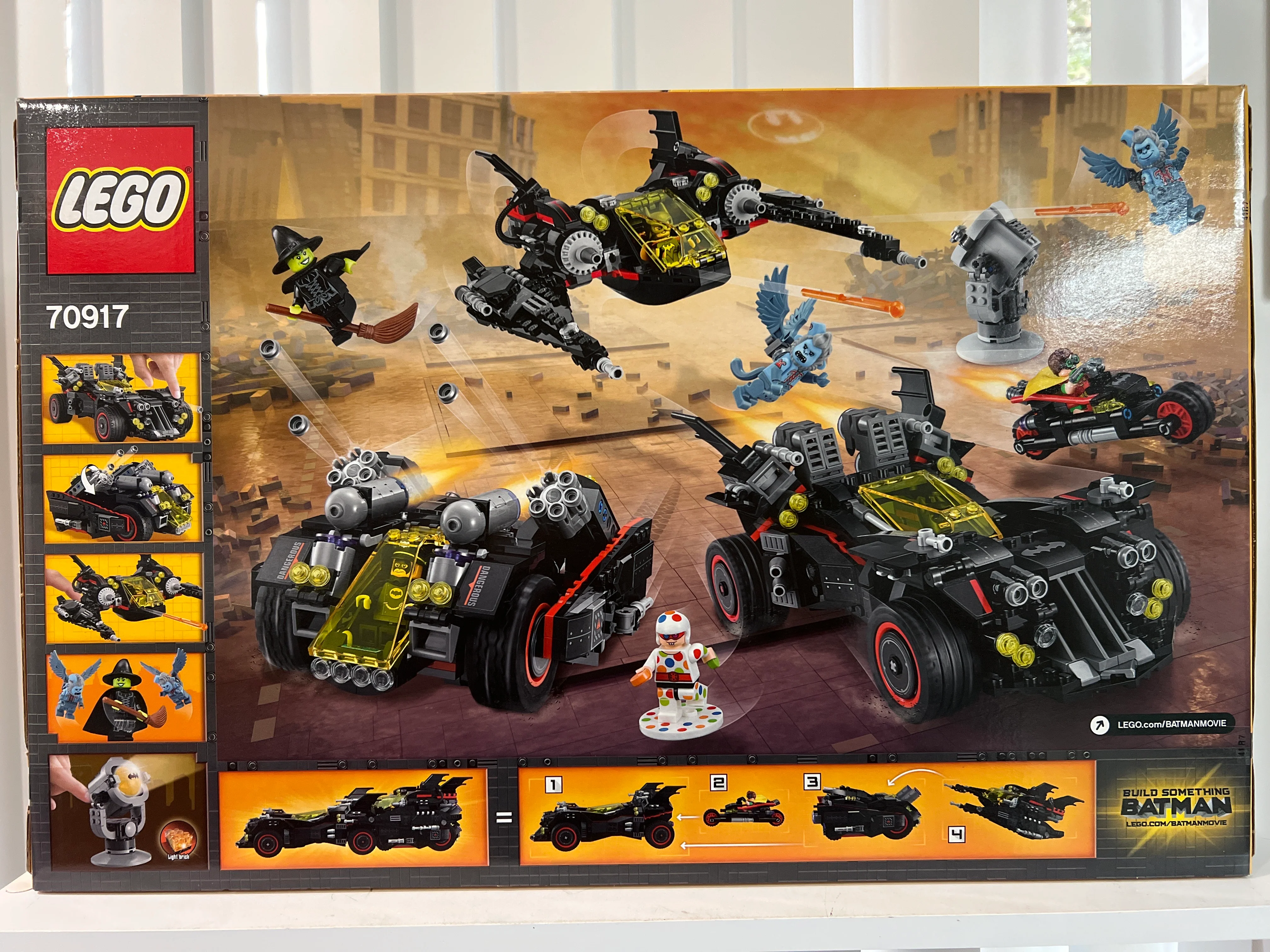70917 The Ultimate Batmobile - Image 2
