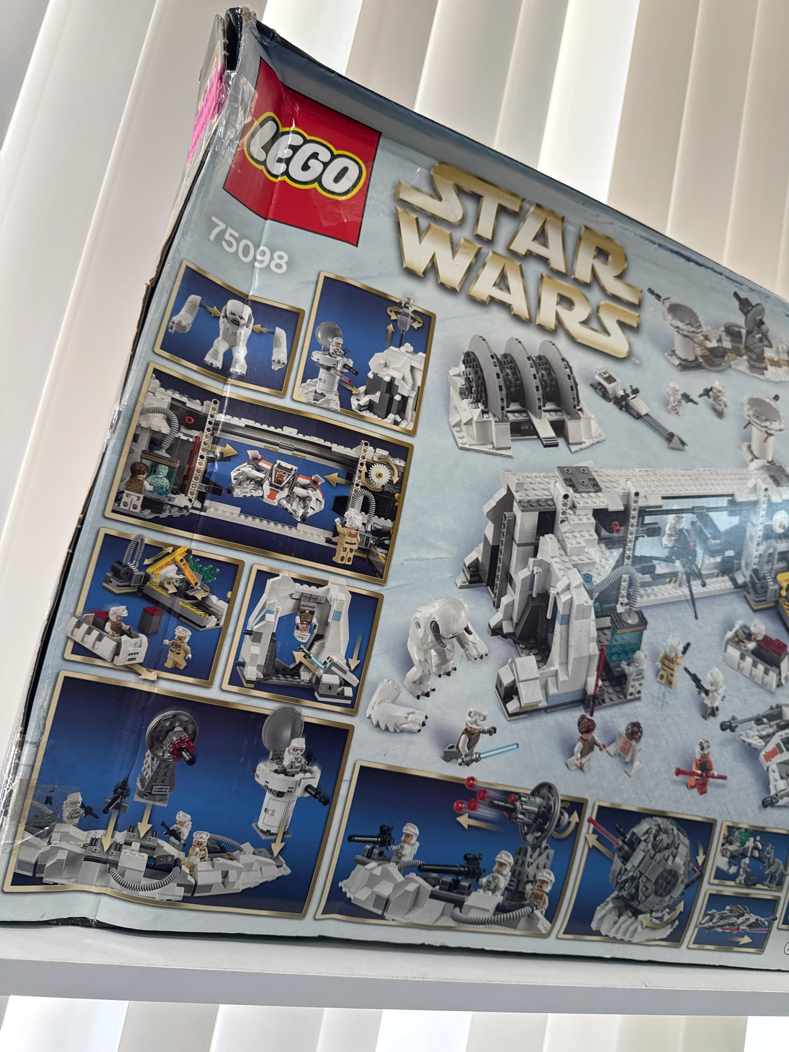 75098 - Assault on Hoth - Image 2