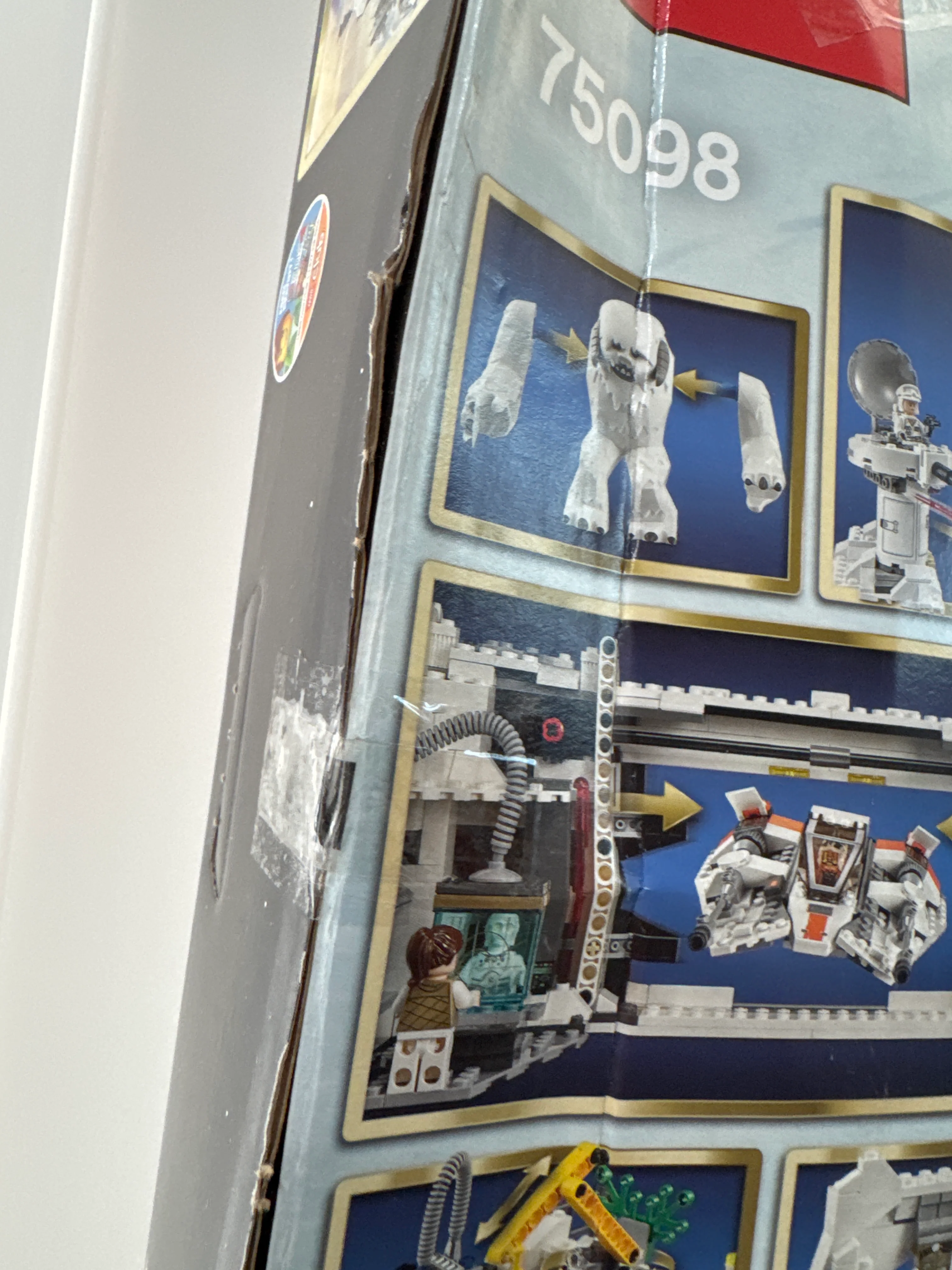 75098 - Assault on Hoth - Image 3