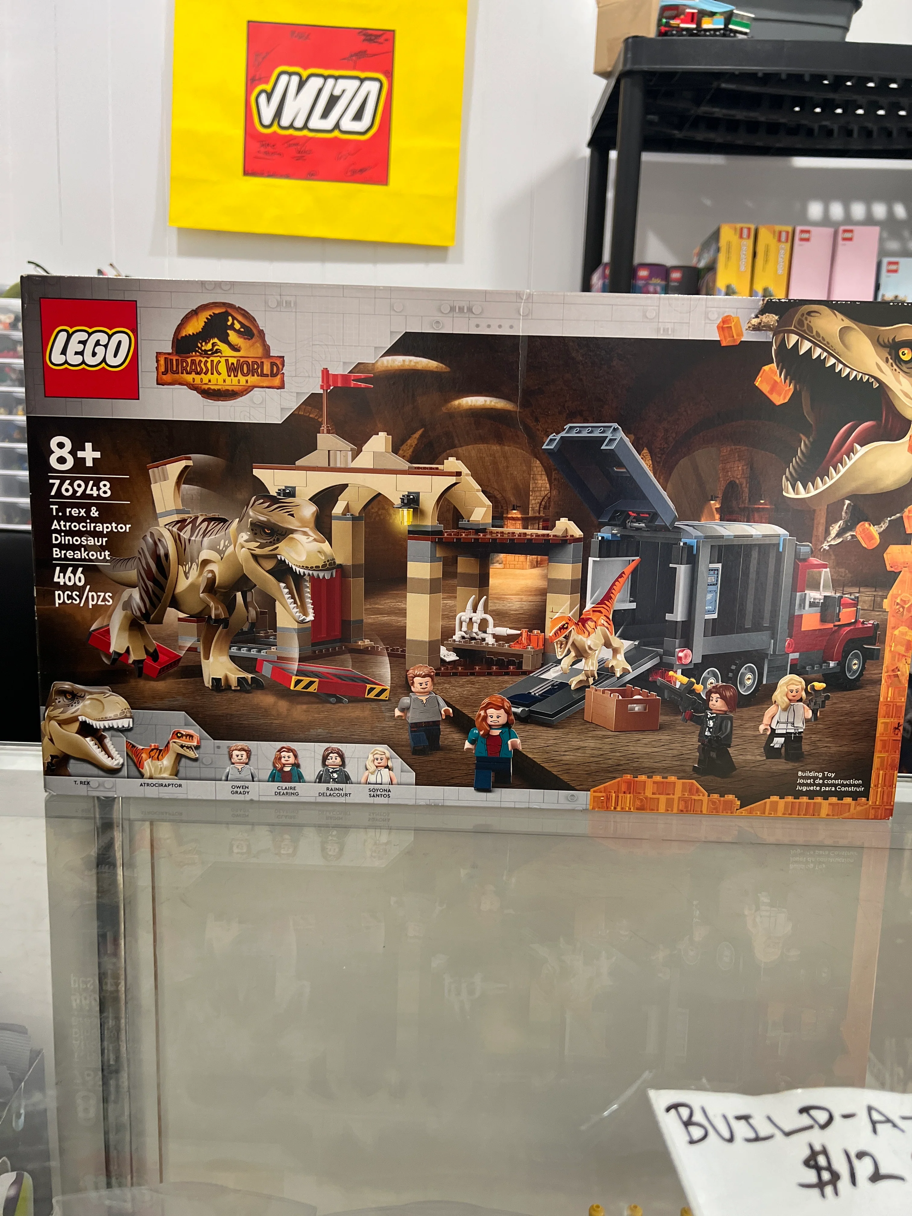 76948- T. rex & Atrociraptor Dinosaur Breakout