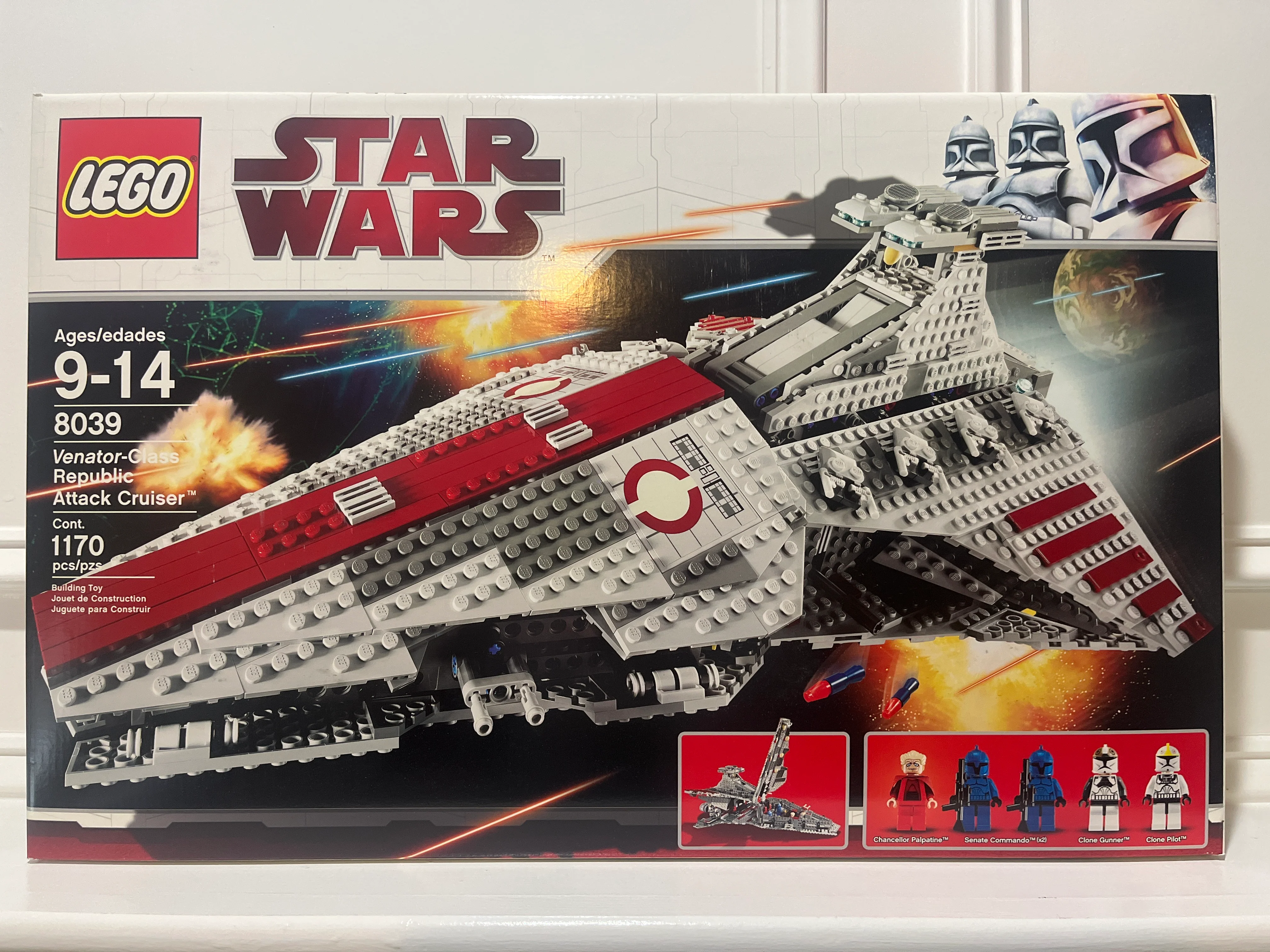 8039 Venator-Class Republic Attack Cruiser