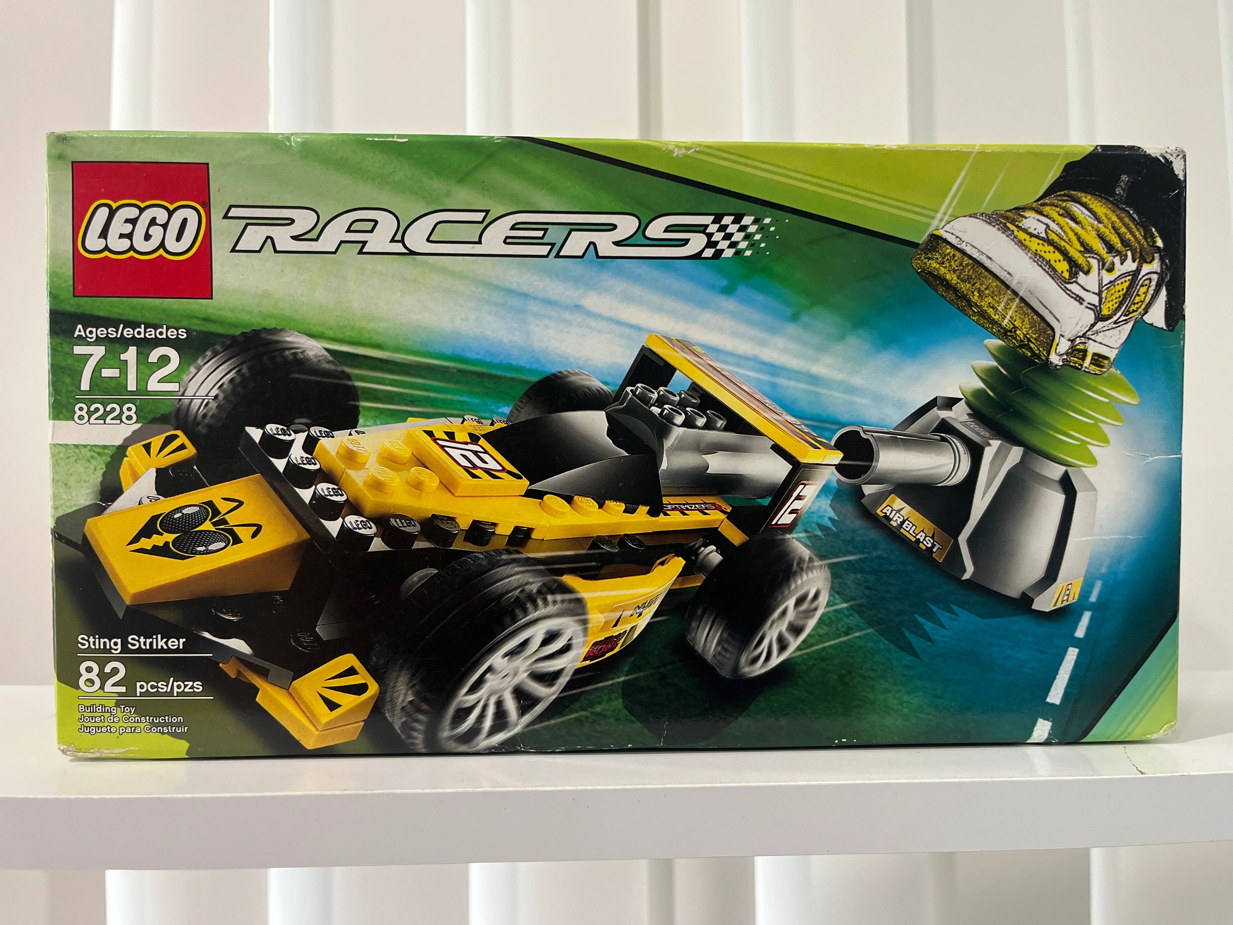 8228 Sting Striker